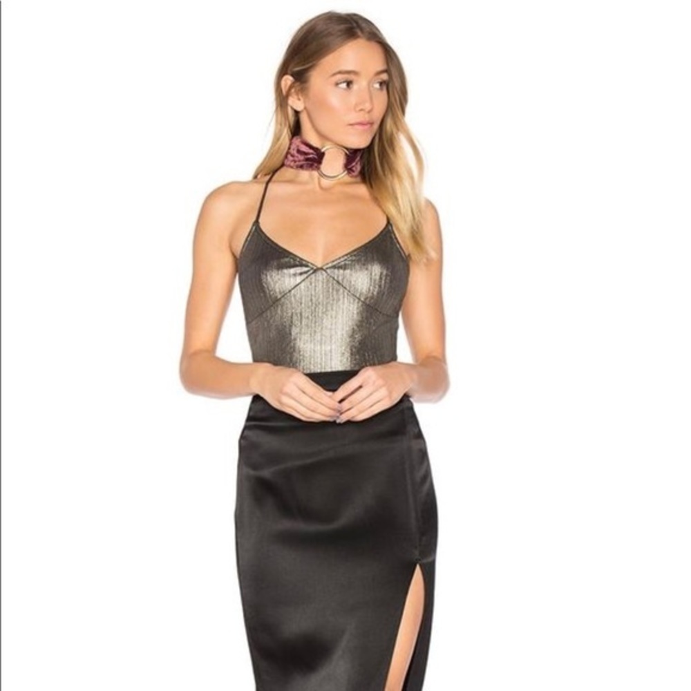 NWOT house of Harlow x revolve Mara liquid gold